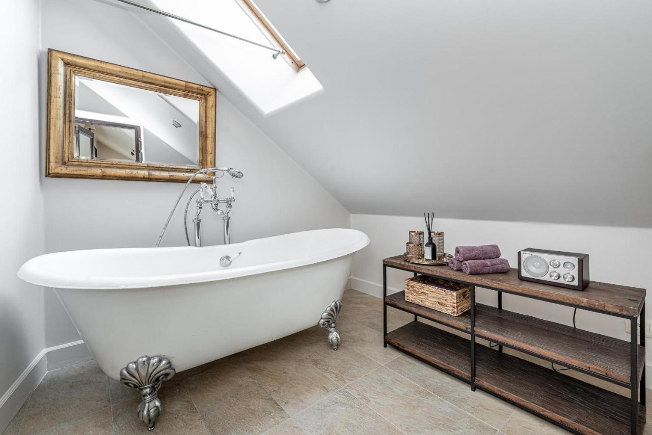 Luxury Gaono In Old Town Apartment Vilnius Bagian luar foto
