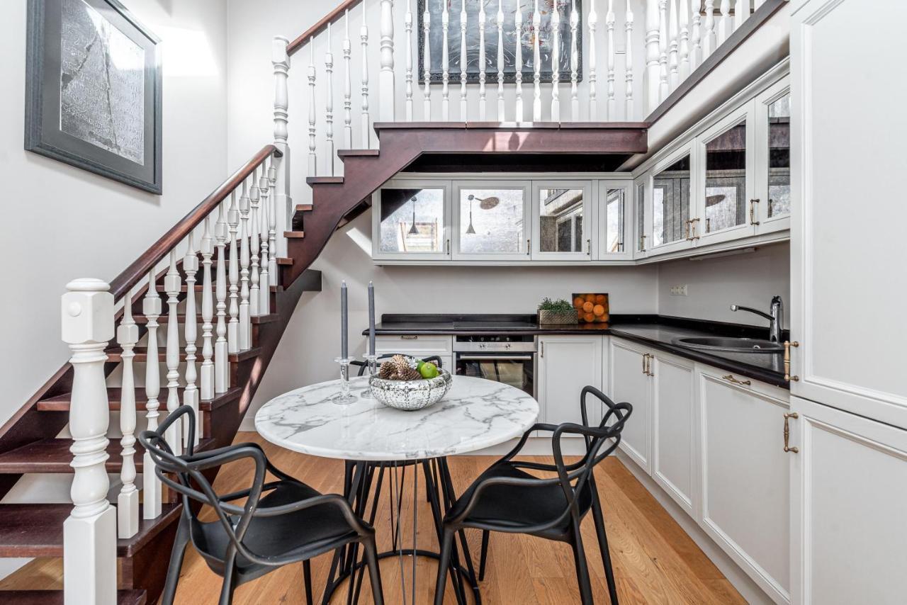 Luxury Gaono In Old Town Apartment Vilnius Bagian luar foto